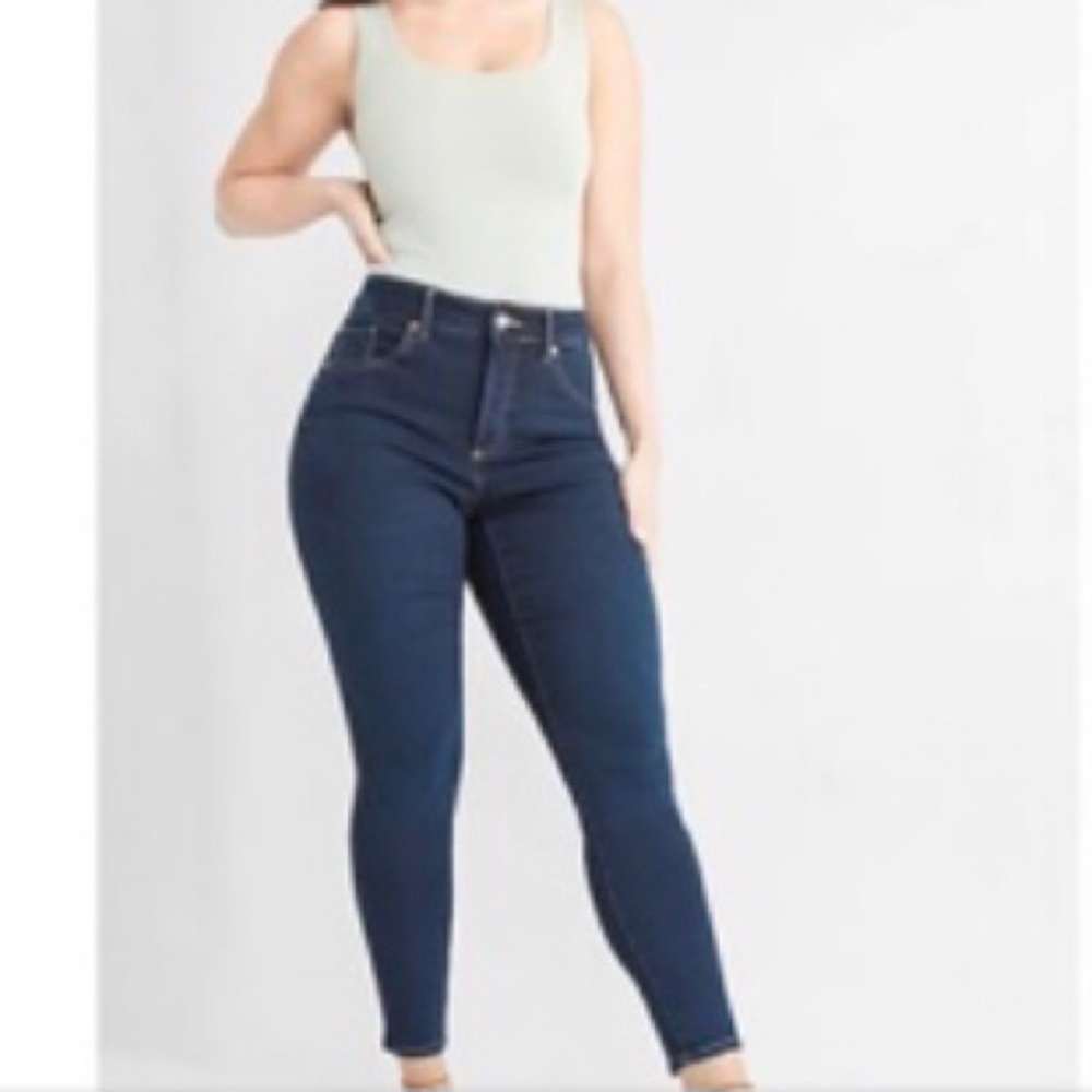Express Curvy Skinny Jeans 💟